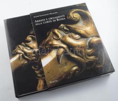 [ Berendezések és dísztárgyak a római udvarban] Alvar González-Palacios: Arredi e ornamenti alla corte di Roma. Electa, 2004. 448. Kiadói egészvászon kötésben, papír védőborítóval, kiadói karton tékában. Szép állapotban.