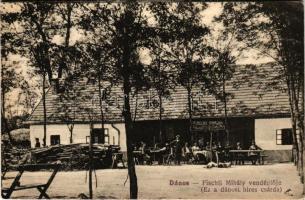 1920 Dánszentmiklós, Dános (Albertirsa); Fischli Mihály vendéglős Dánosi híres csárdája, étterem. Az 1907-es hírhedt rablógyilkosság helyszíne (gyűrődés / crease)