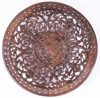 Öntöttvas tányér, cca 19. sz. vége, d: 22 cm