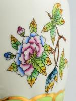 Herendi Viktória mintás váza, jelzett, kézzel festett, m: 15,5 cm