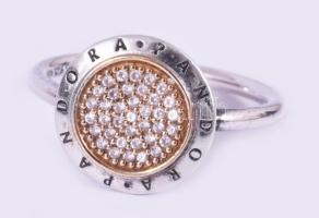 Ezüst (Ag) gyűrű, benne 14k arany (Au) betéttel, jelzett, m:59, nettó 4,4g, certifikáttal, díszdoboz...