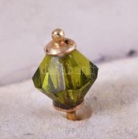 Arany (Au) fülbevaló pár, 14k, jelzett, swarovski kristállya, bruttó 1,3g