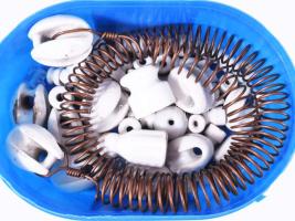 Doboznyi antik porcelán villanyszerelési alkatrész.