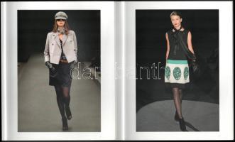 2 db Escada divatkatalógus: Escada Collection Pre-Fall 2009. + Escada Sport Collection Pre-Fall 2009...