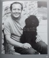 Film. Színház. Muzsika.: Kállai Ferenc. [Bp.], 2009, MTI. Fekete-fehér fotókkal. Kiadói kartonált pa...