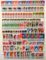1918-1968 Szépen kezelt magyar postatiszta gyűjtemény (az elején pár falcos), sorokkal és 3 blokkal,...