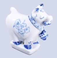 Zsolnay tehén. Jelzett, hibátlan, 7,5x7,5 cm