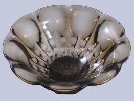 Antik füstszínű kristályüveg talpas kínáló, kis kopással, d: 29 cm, m: 12 cm