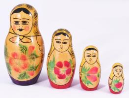 4 részes matrjoska szett, m: 9,5 cm