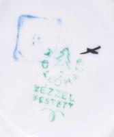 Hollóházi hegedűs. Jelzett, hibátlan, m: 13,5 cm