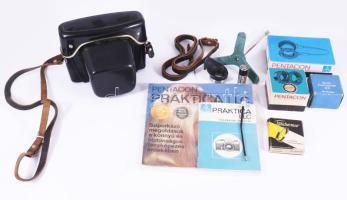 Praktica LLC kamera Pentacon f 8/50. objektívvel. tokkal, leírással, kiegészítőkkel.