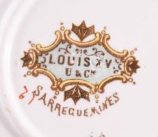 Sarreguemines "Louis XV" csésze alátéttel, jelzett, sérült, d: 14 cm
