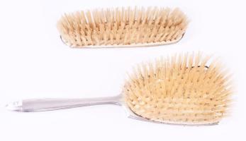 cca 1910, 2 darab szecessziós kefe, h: 15-25 cm