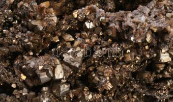 Ásványtelep, 18x19 cm