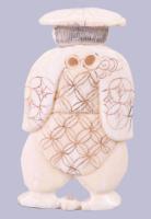 Japán faragott csont netsuke, h: 5 cm