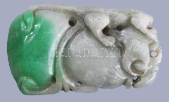 cca 1900 Kínai faragott jáde amulett, h: 6 cm