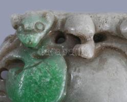 cca 1900 Kínai faragott jáde amulett, h: 6 cm
