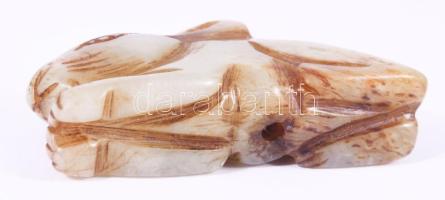 Kínai faragott jáde nyúl medál, h: 4,5 cm