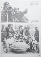 Janusz Piekalkiewicz: Krieg auf dem Balkan 1940-1945. Gütersloh, é.n., Bertelsmann. Fekete-fehér fot...