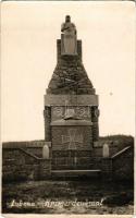 Lubenec, Lubenz; Kriegerdenkmal, "Euch Helden" / military monument. photo