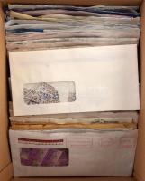 Magyar borítékos rendező több ezer modern bélyeggel, benne sok Népművészet, Kastélyok stb.