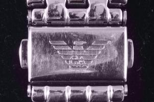 Emporio Armani karóra, kvarc, fém szíjjal, díszdobozban, működik, 4,5x3 cm