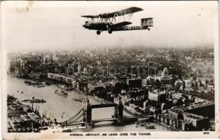 1939 London, Imperial Airways air liner over the Tower, aircarft, view / Dr Rüblein Richárd miniszteri tanácsos levele Dr Nagyiványi Fekete Géza miniszteri tanácsosnak küldve (creases)