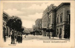 Székesfehérvár, Nádor utca, Városi színház, Stignitz kávéház, Gondor üzlete. Eisler Adolf kiadása (EK)