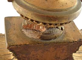 Empire asztali óra. Felesütős, ingajáratos szerkezettel, zománc számlappal. Működő, jó állapotban. k...