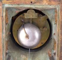 Empire asztali óra. Felesütős, ingajáratos szerkezettel, zománc számlappal. Működő, jó állapotban. k...