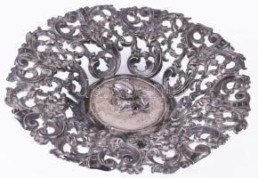 Antik ezüst (Ag) áttört dísztál, plasztikus dinnye díszítéssel. Jelzett 13 latos finomságjel, 1856 Ausztria. HS mesterjeggyel 172 g.