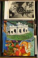 Egy cipősdoboznyi MODERN vegyes képeslap tétel: város, üdvözlőlap, reklám / A box of modern mixed postcards