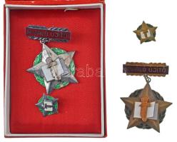 1960-1970. "Kiváló Újító" ezüst és bronz fokozata, mindkettő miniatűrrel T:AU,XF