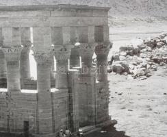 cca 1900 Egyiptom, Philai, a Traianus kioszk, üvegpozitív, 9x12 cm