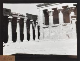 cca 1900 Egyiptom, Edfu, Hórusz-templom, üvegpozitív, 9x12 cm
