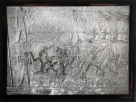 cca 1900 Egyiptom, Szakkara, Ti masztabájának részlete, üvegpozitív, 9x12 cm
