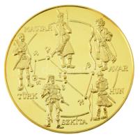 1995. "Magyarok Őstörténete és Honfoglalása - Kik vagyunk emlékérem" kétoldalas, aranyozott Cu emlékérem kapszulában (42,5mm) T:PP