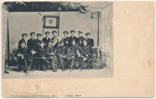 Beszterce, Bistritz, Bistrita; 'Für König Volk und Vaterland', 'Per Aspera ad Astra' / csoportkép zászlóval. Paul Herrmann kiadása, Alois Wagner felvétele / group picture with flags (ázott / wet damage)