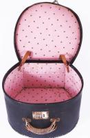 Antik kalaptartó koffer, kopással, 40x38 cm