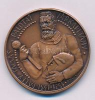 Buda István (1952-) 1987. MÉE "Pálfy Tamás Palotai Várkapitány 1571-1581 / A törökök kiűzésének 300 éves évfordulója emlékére 1687-1987 - Palota" kétoldalas bronz emlékérem (42,5mm) T:AU patina