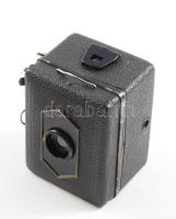 cca 1930 Zeiss Ikon Baby-Box fényképezőgép, jelzett, kopással.