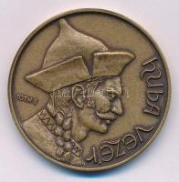Tóth Sándor (1933-) 1994. "A hét vezér sorozat - MÉE Szabolcs-Szatmár-Bereg Megye / Huba vezér" kétoldalas bronz emlékérem (42,5mm) T:AU patina