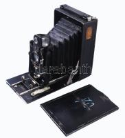 1919-1926 ICA Sirene fényképezőgép. Gyártók: Hüttig AG, Dresden, Kamerawerk Dr. Krügener, Frankfurt/Main, Wünsche AG, Reick (near Dresden) and Carl Zeiss Palmos AG, Jena. Jó állapotban.