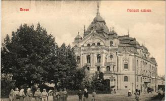 Kassa, Kosice; Nemzeti Színház, automobil / national theatre, automobile (EM)
