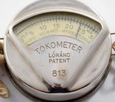 Lóránd féle tokometer, eredeti dobozában, d: 5,5 cm. Orvostörténeti ritkaság!