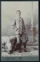 cca 1910 Fiú portréja, keményhátú fotó Székely Aladár budapesti műterméből, 16,5×10,5 cm