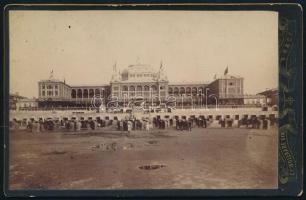 cca 1890 Hága, gyógyfürdő, keményhátú fotó Wollrabe műterméből, 10,5×16,5 cm