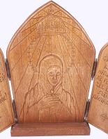 Nagy István: Festett és vésett kinyitható házioltár, 68x48 cm