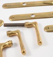 6 darab réz akasztó, h: 18 cm + kilincsek