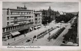 Szczecin Parade square with Berlin gates and German department store